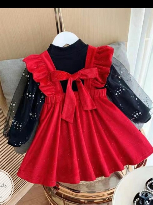 Set váy nhung áo rời tay phồng thắt nơ đỏ